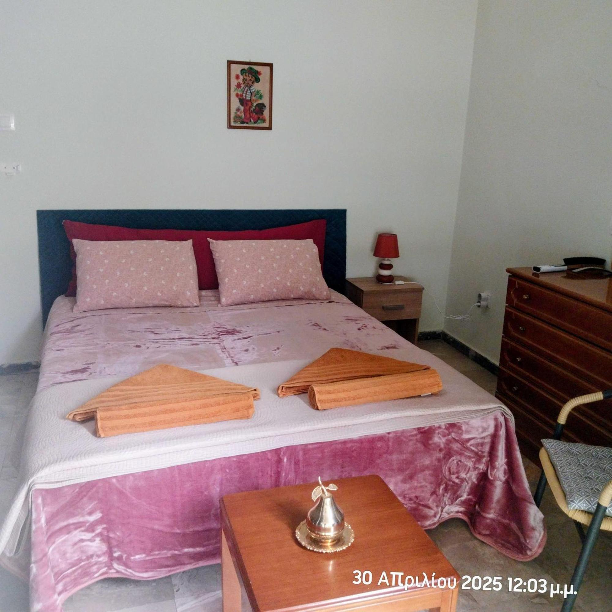 Cozy & Bright Home 50M From Subway -Agios Antonios Athènes Extérieur photo